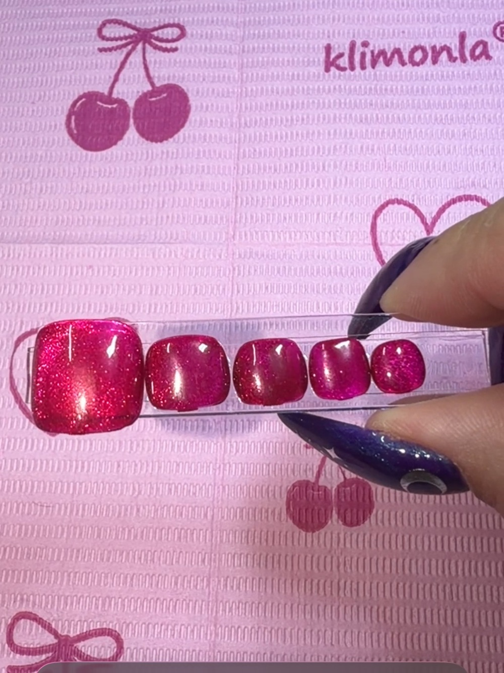 Sparkling Fuchsia Press-On Toe Nails